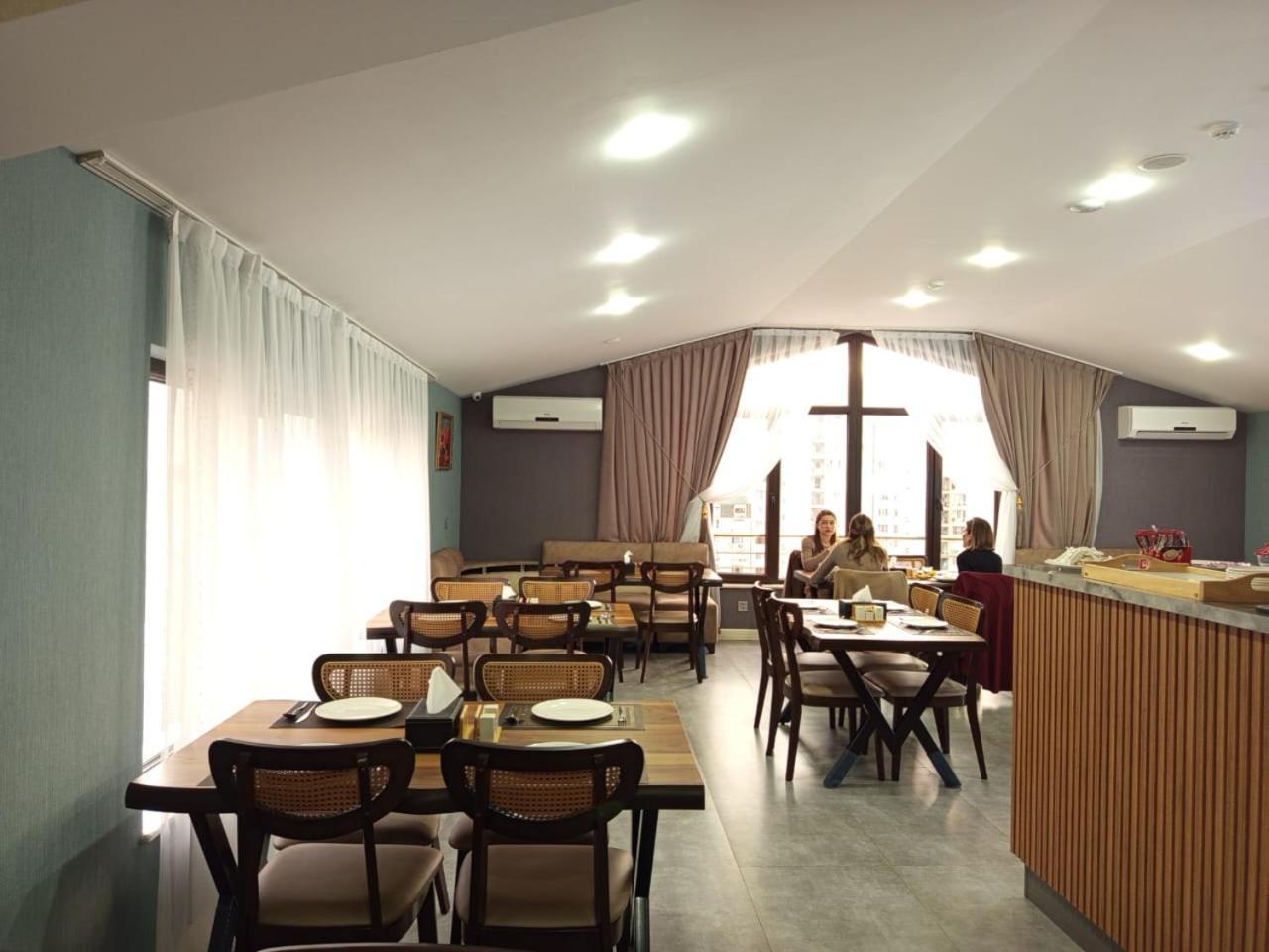 Royal Meridien Hotel Baku Extérieur photo