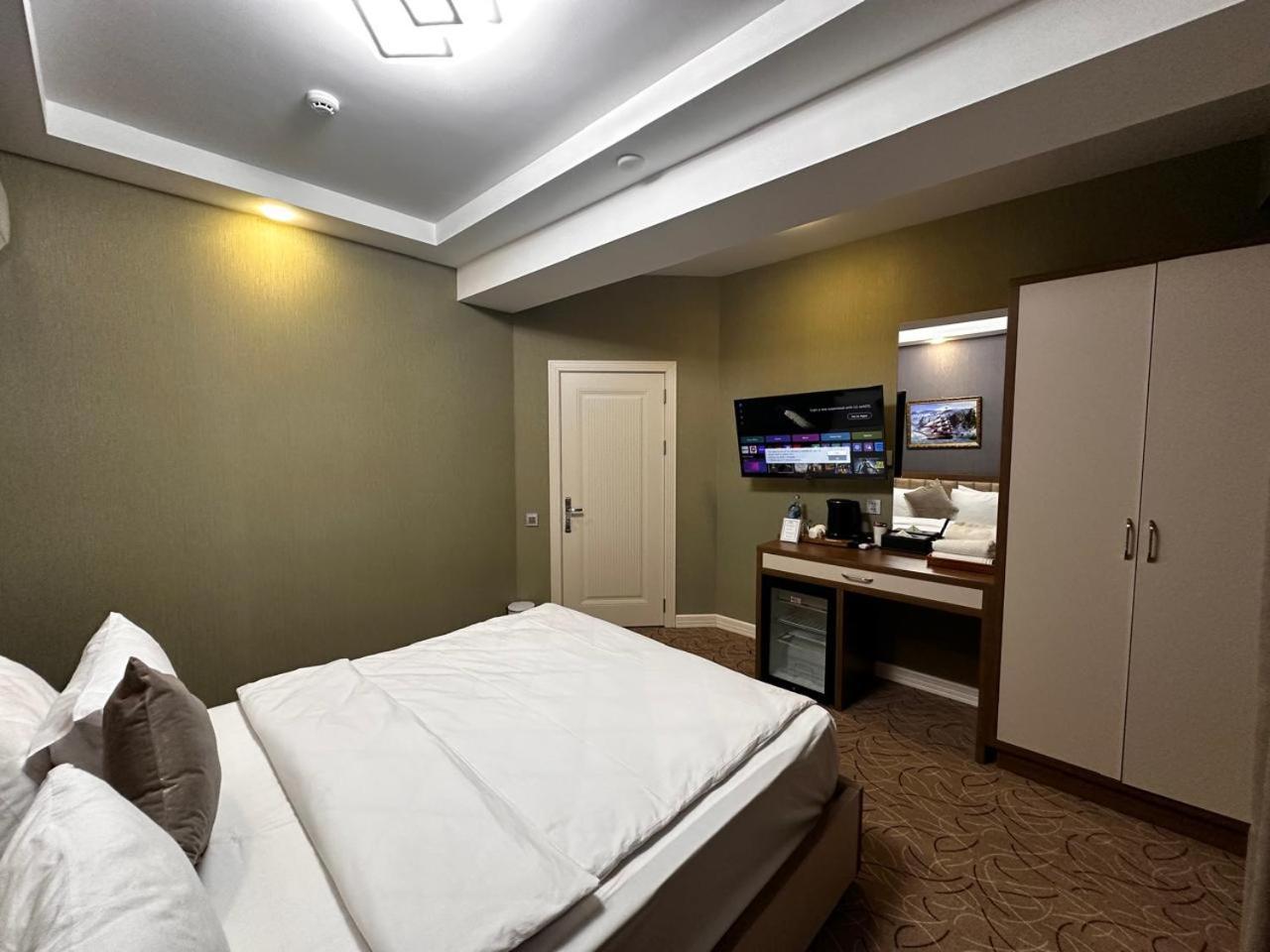 Royal Meridien Hotel Baku Extérieur photo